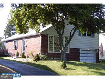 152 Ridge Boulevard Brookhaven, PA 19015 - Photo 1 of 12 Exterior Side