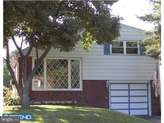 152 Ridge Boulevard Brookhaven, PA 19015 - Photo 2 of 12 Exterior Front