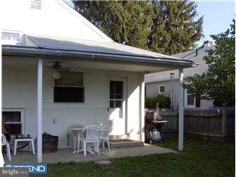 152 Ridge Boulevard Brookhaven, PA 19015 - Photo 11 of 12 Exterior Back