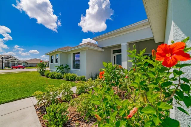 $495,000 | 570 Sanctuary Boulevard, Winter Haven, FL 33881