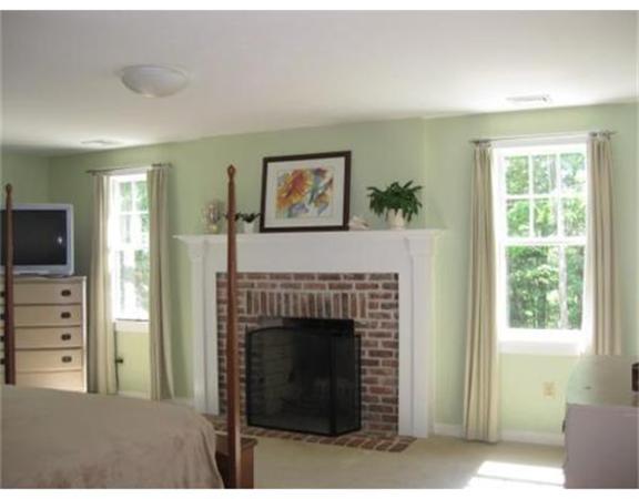 176 Boston Road Palmer, MA 01069 - Photo 5 of 25