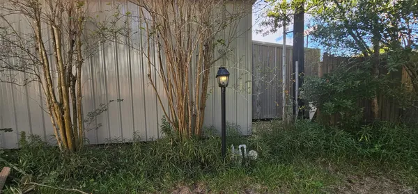 $1,000,000 | 119 Heatherwood Drive, Spring, TX 77386