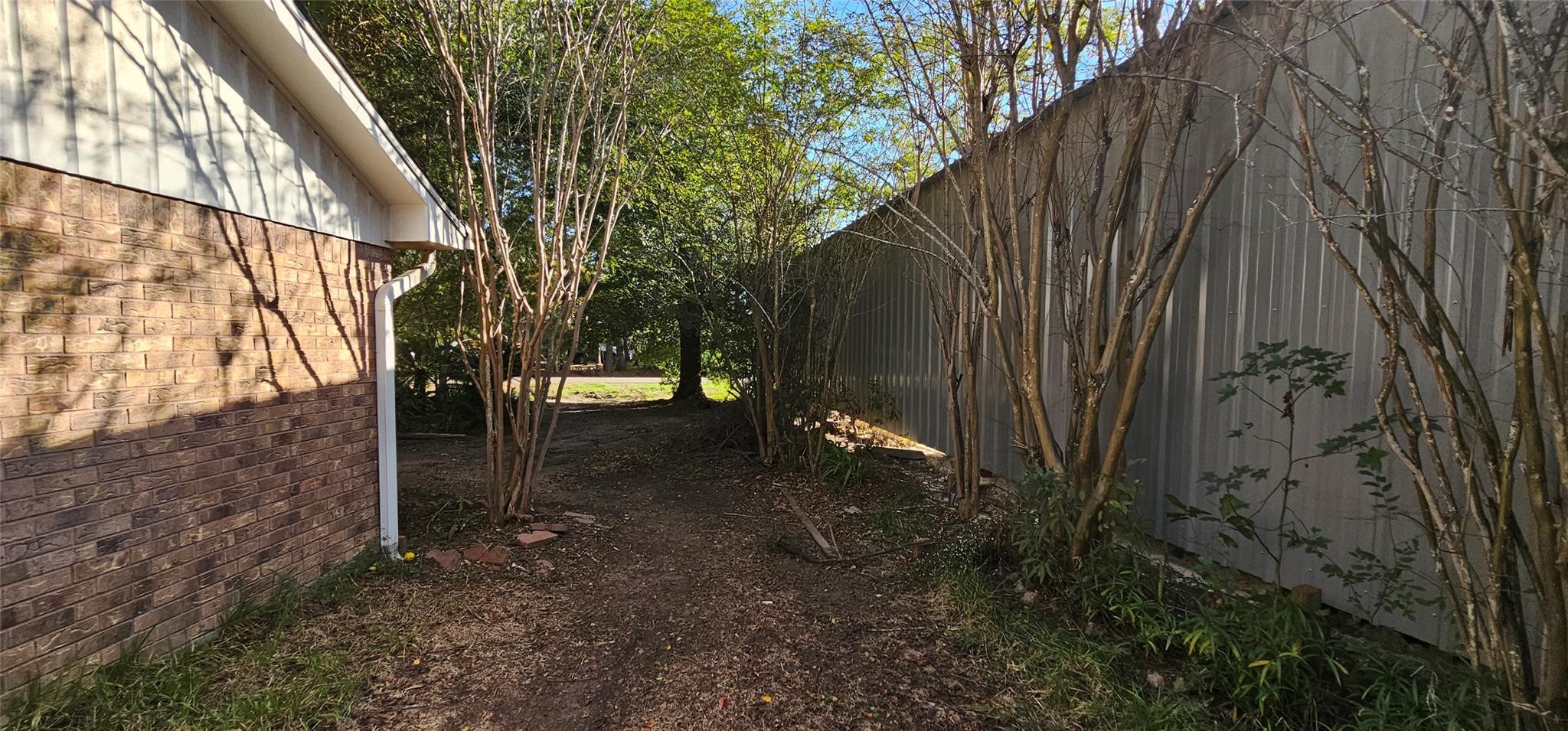 119 Heatherwood Drive Spring, TX 77386 - Photo 15 of 16 a view of outdoor space and yard