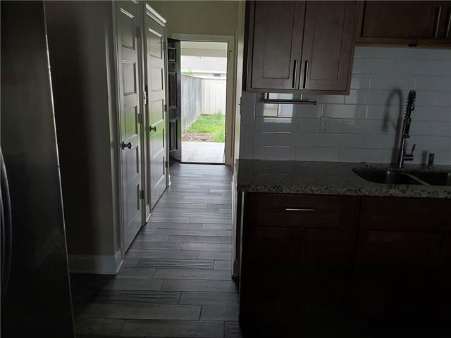 3507 Sinclair Street Chalmette, LA 70043 - Photo 5 of 28
