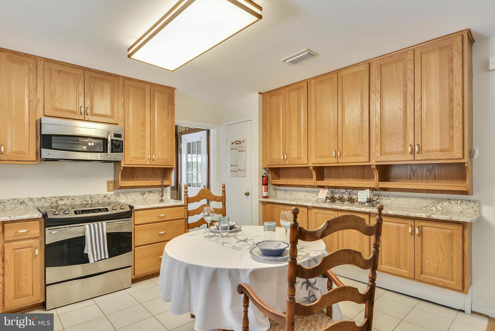 7918 Belgaro Road Laurel, MD 20723 - Photo 3 of 30 Kitchen