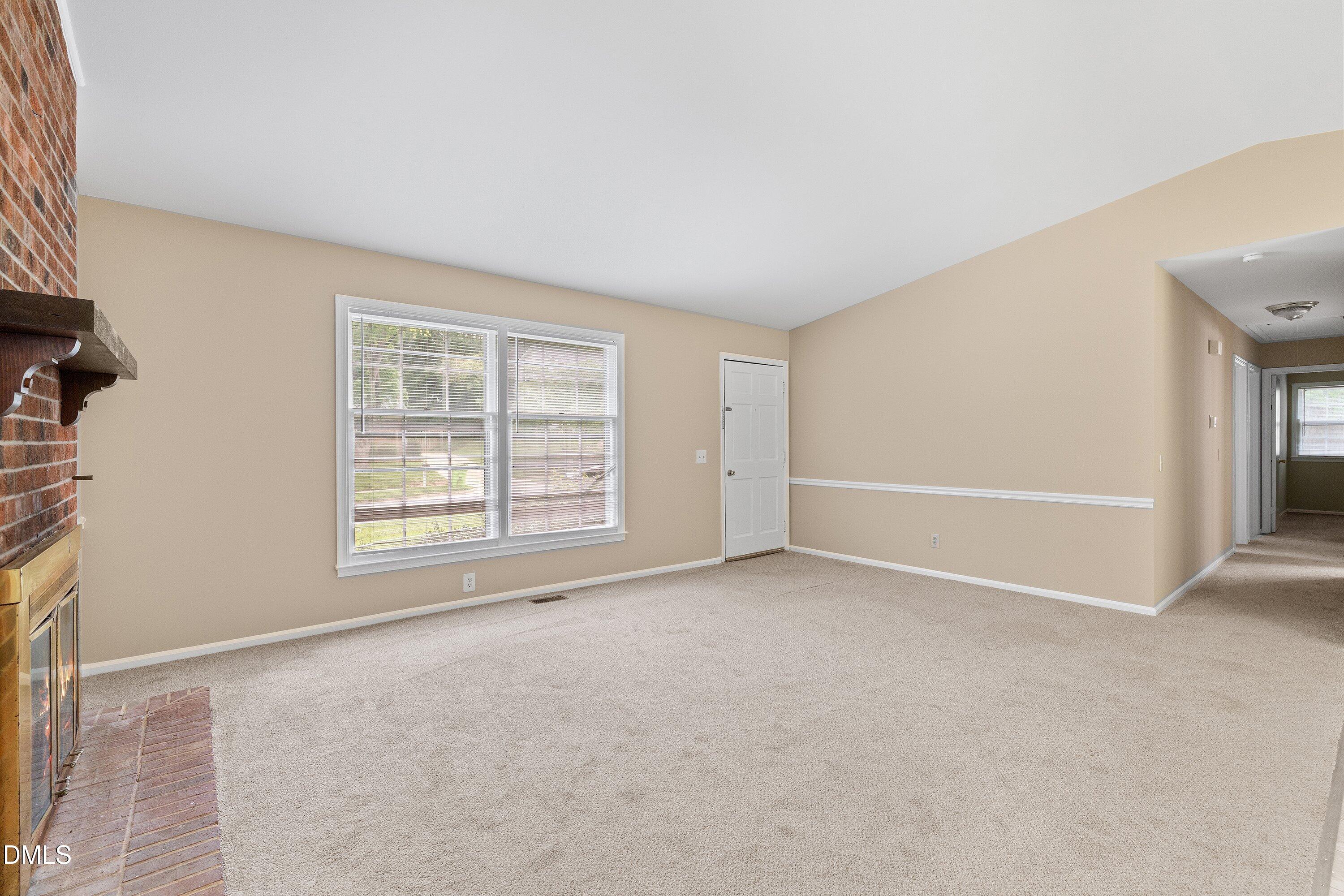 5804 Caledonia Street Raleigh, NC 27609 - Photo 10 of 42 10-5804 Caledonia St_4293