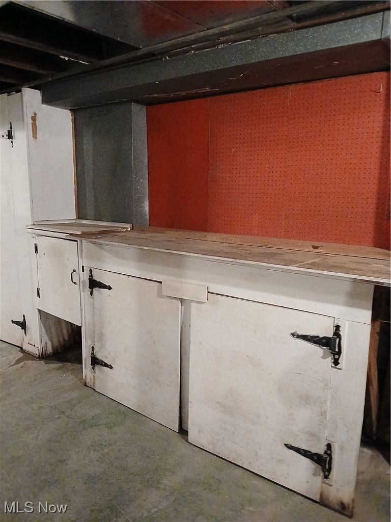 3609 Stoer Road Beachwood, OH 44122 - Photo 27 of 31 Basement Workshop