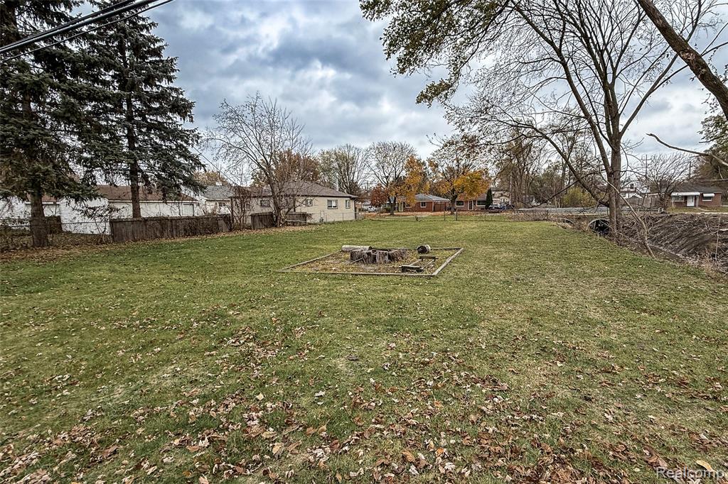 5381 Merrick Street Dearborn Heights, MI 48125 - Photo 43 of 45