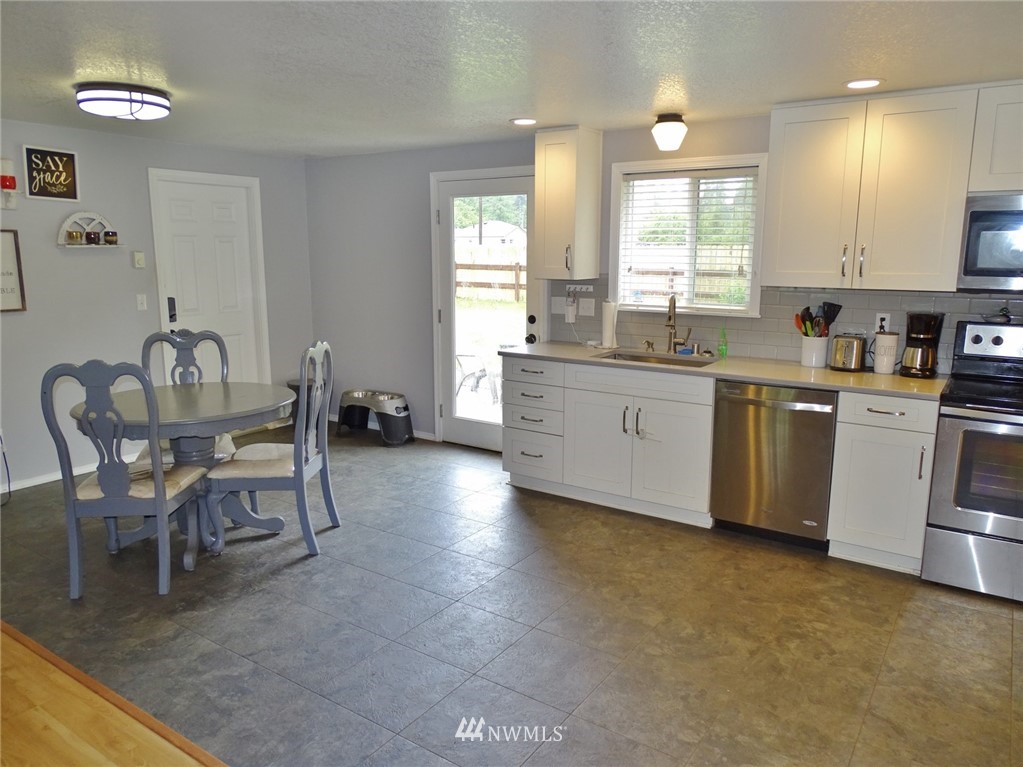 6831 Grange Road Aberdeen, WA 98520 - Photo 8 of 39 Gallery Image 8