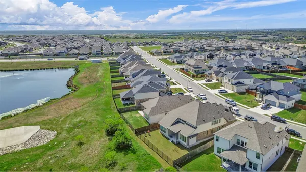 $3,500 | 209 Azalea Spg Road, Liberty Hill, TX 78642