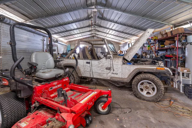 $995,000 | 280 Royalegates Court, Cross, SC 29436