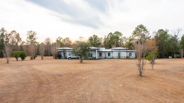 $995,000 | 280 Royalegates Court, Cross, SC 29436