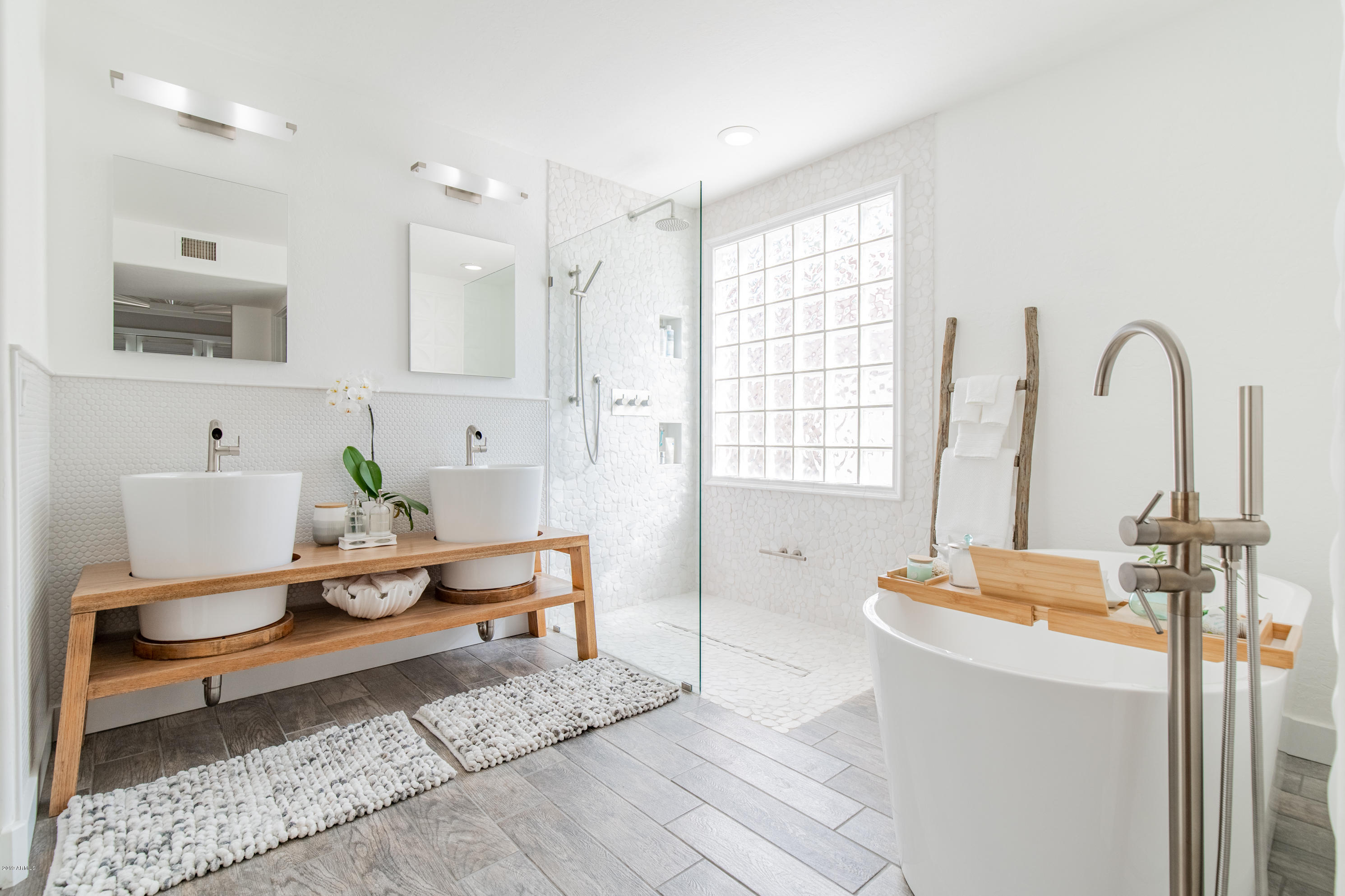 4505 East Swilling Road Phoenix, AZ 85050 - Photo 24 of 40 Master Bathroom
