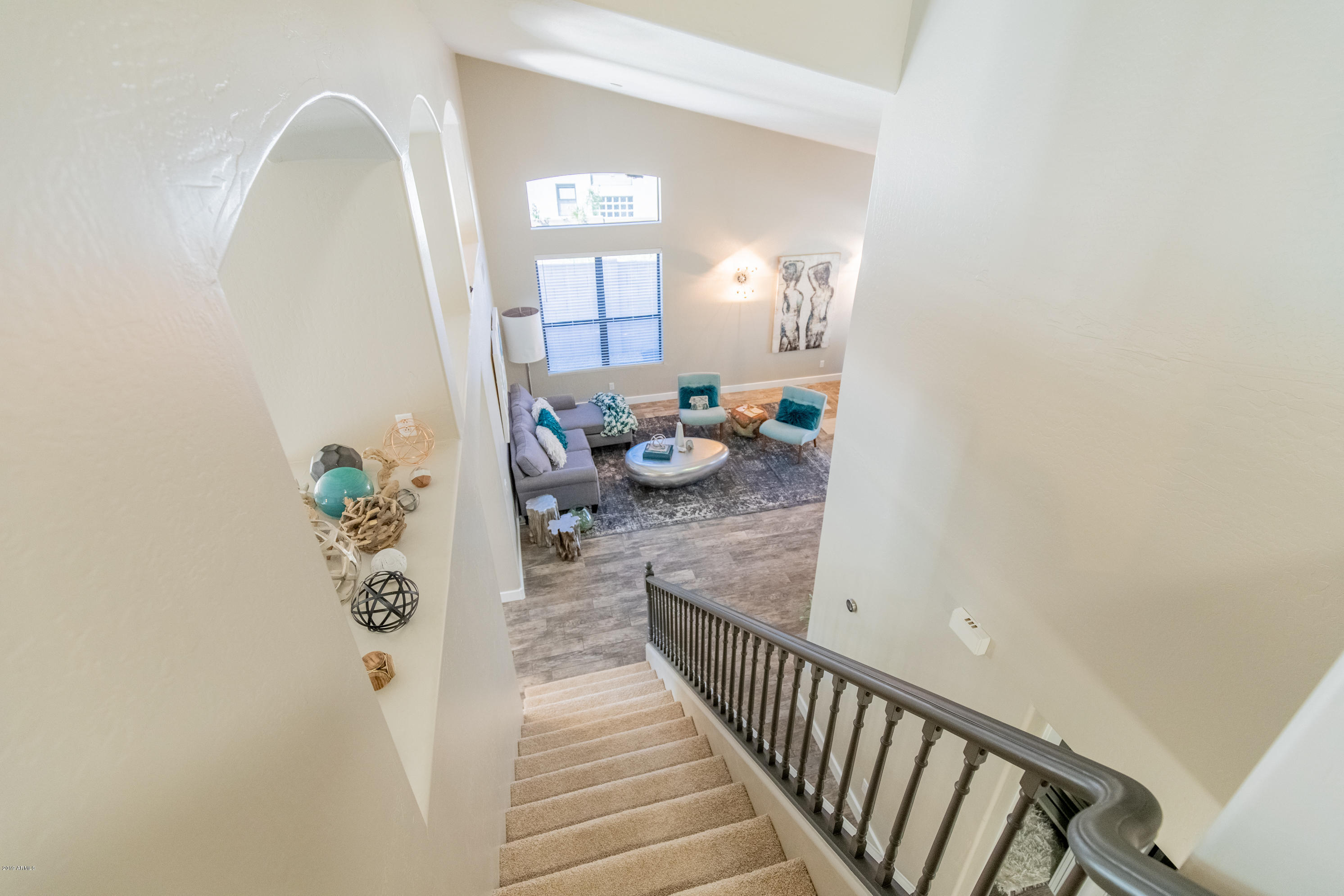 4505 East Swilling Road Phoenix, AZ 85050 - Photo 28 of 40 Staircase