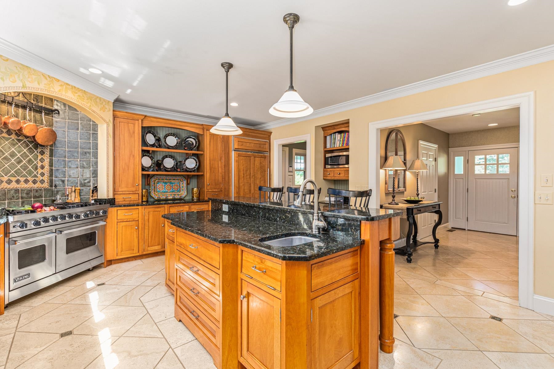 27 Country Farm Road Stratham, NH 03885 - Photo 5 of 40