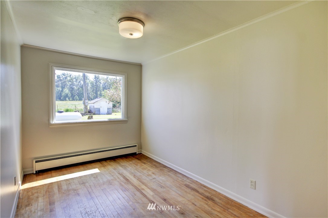 2353 Grandview Road Ferndale, WA 98248 - Photo 11 of 40 an empty room with a window