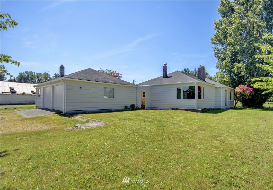 2353 Grandview Road Ferndale, WA 98248 - Photo 4 of 40 a front view of a house with a yard