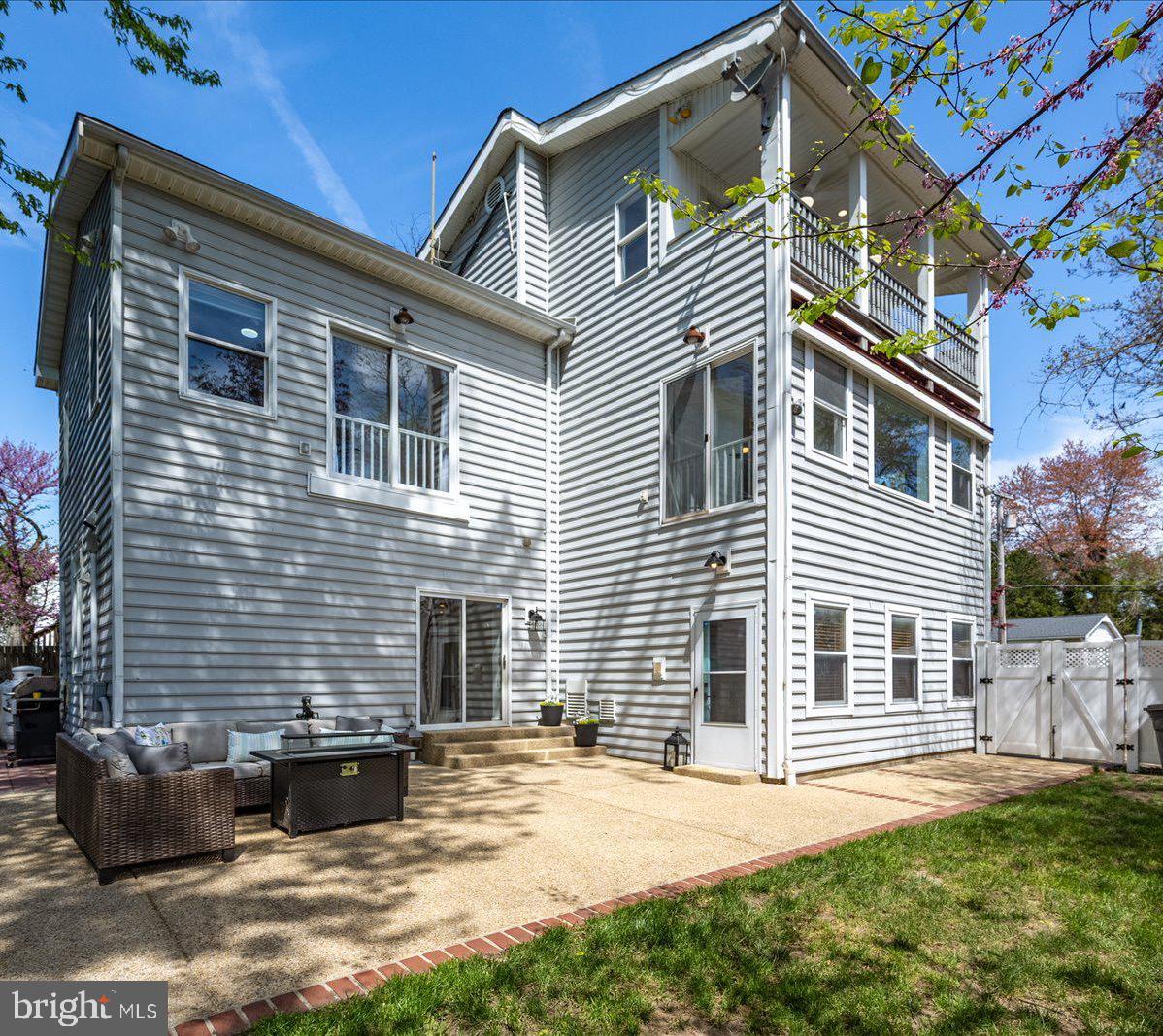 813 Shore Drive Edgewater, MD 21037 - Photo 42 of 64 a front view of a house with a yard