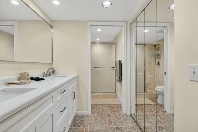 a car parked in front of a building