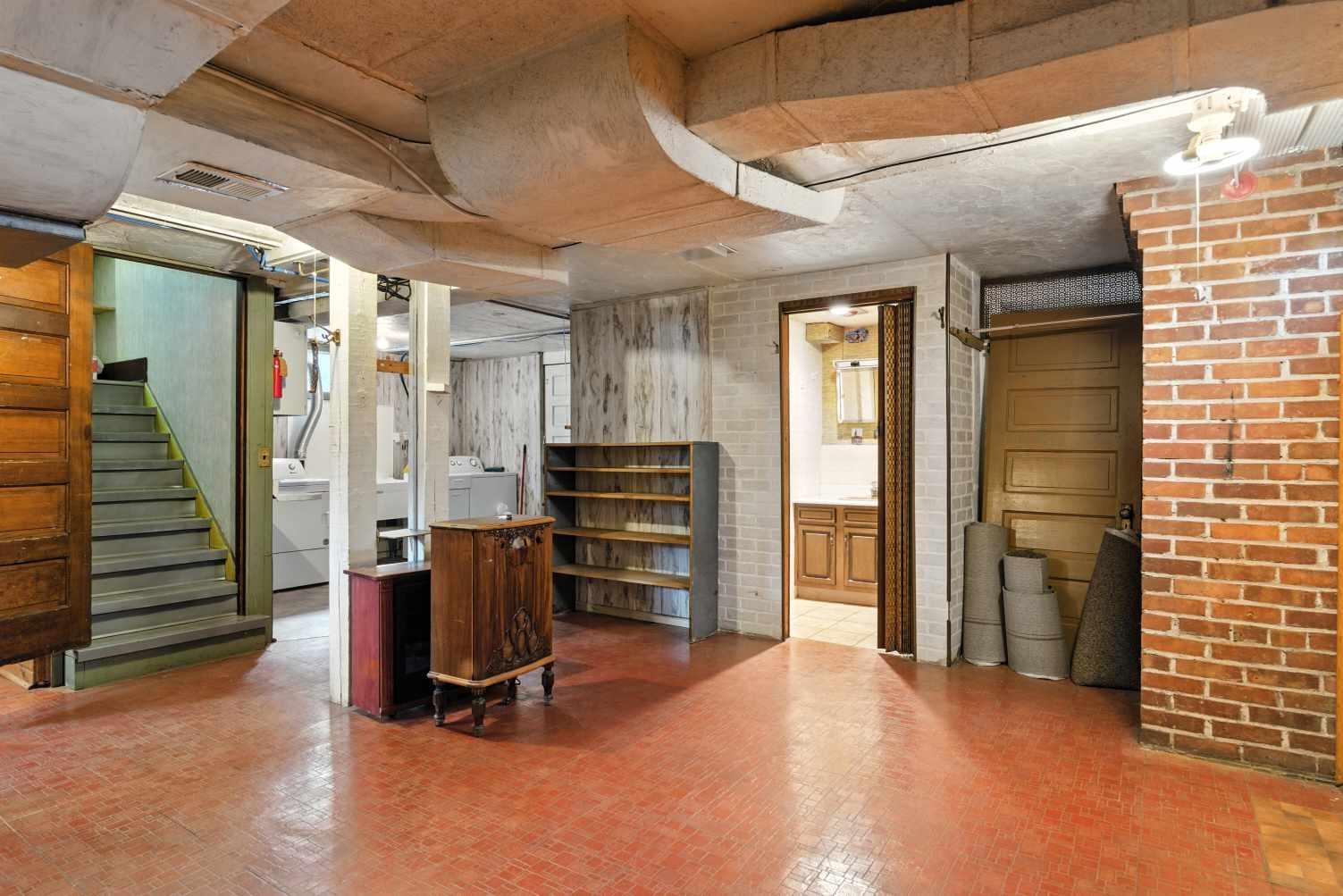 415 West 8th Street Winona, MN 55987 - Photo 15 of 20