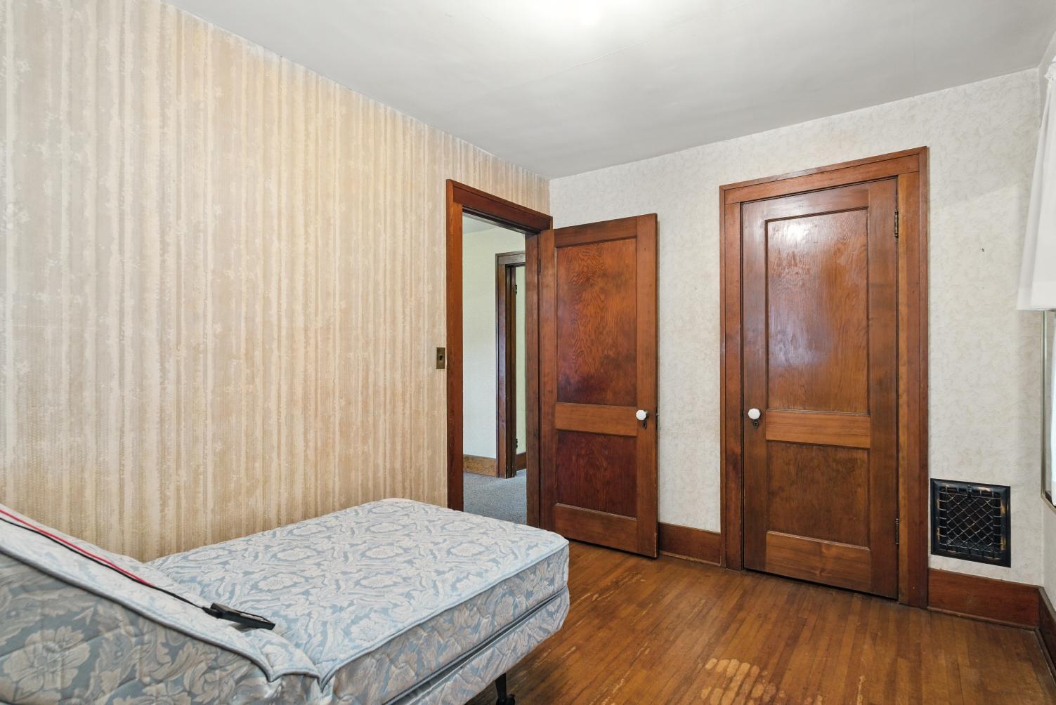 415 West 8th Street Winona, MN 55987 - Photo 10 of 20