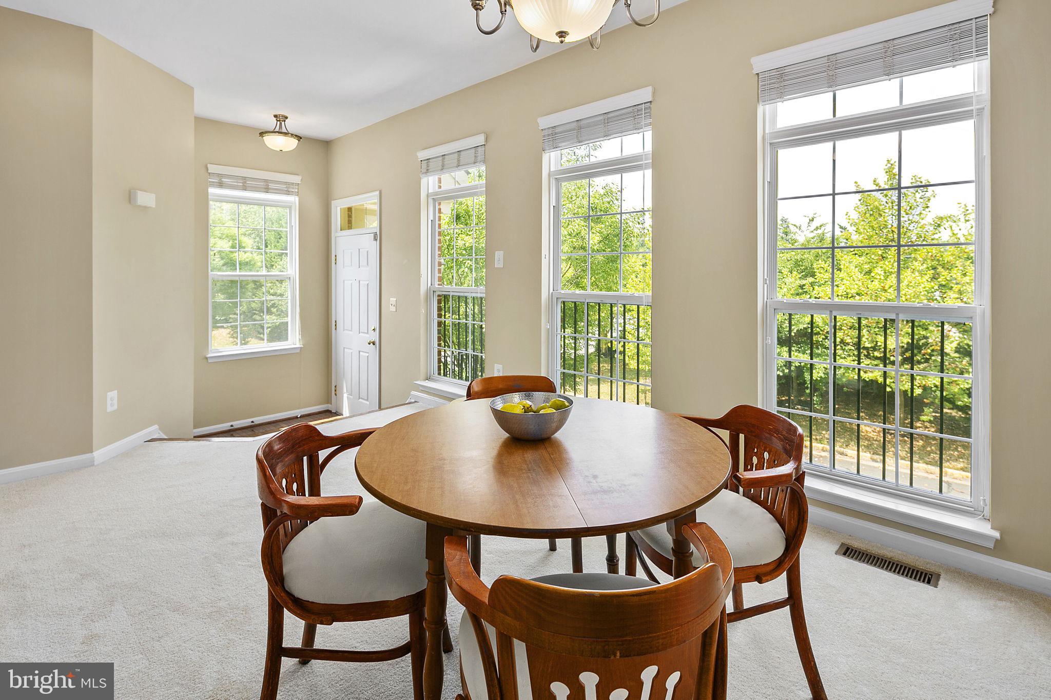 8535 Wyngate Manor Court Alexandria, VA 22309 - Photo 3 of 22