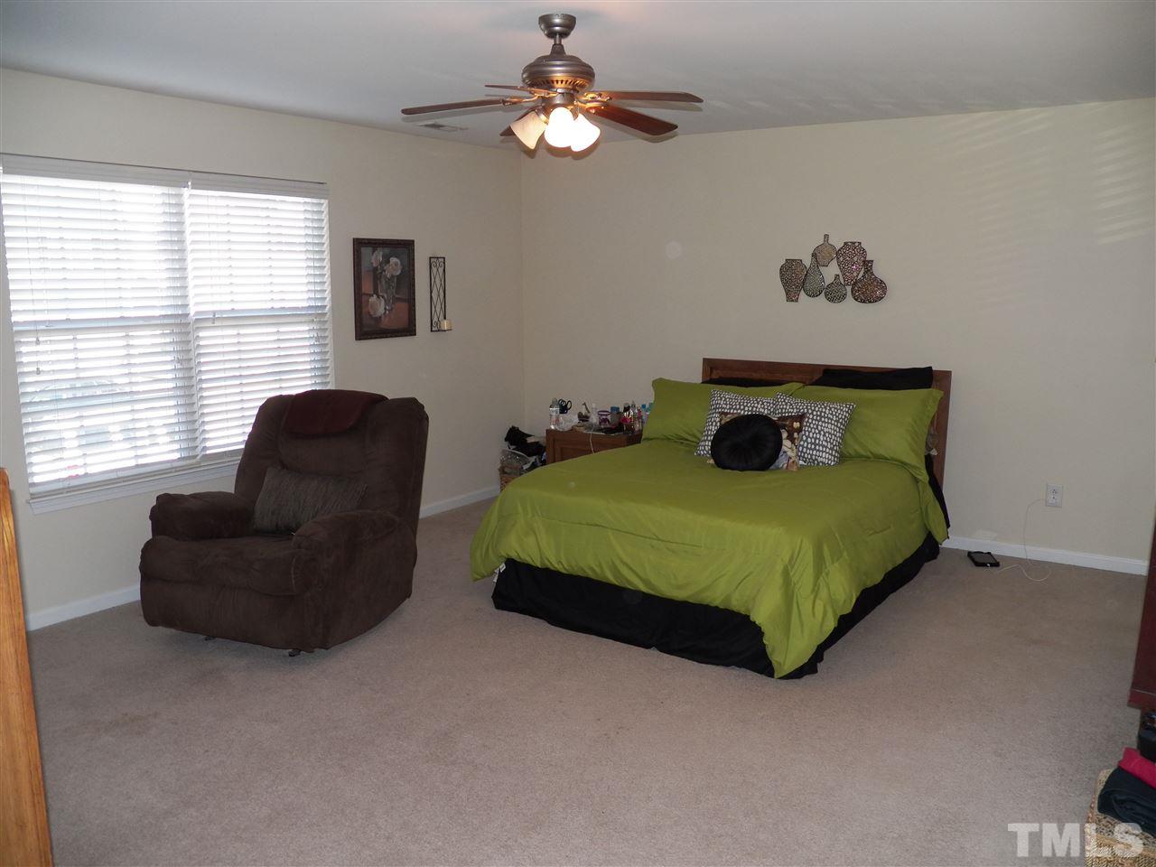 2631 Dutch Grove Circle Raleigh, NC 27610 - Photo 16 of 22