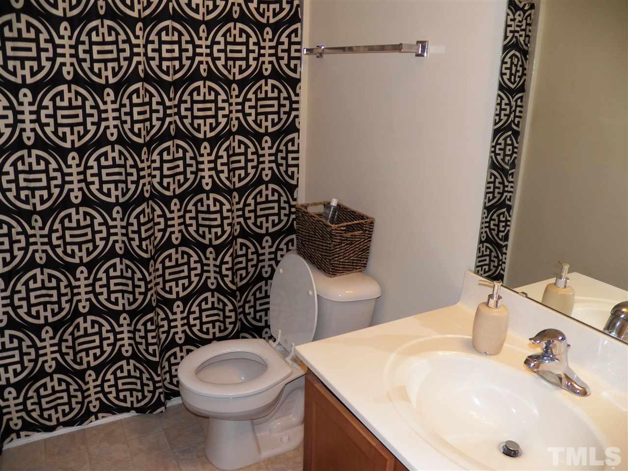 2631 Dutch Grove Circle Raleigh, NC 27610 - Photo 18 of 22