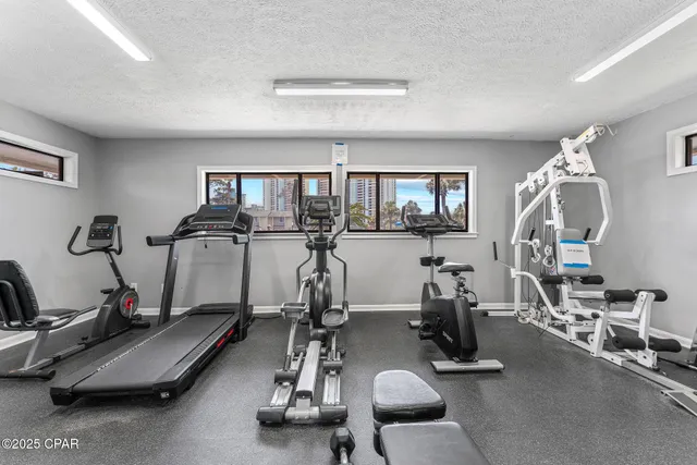 $2,000 | 120 Bonnie Lane, Panama City Beach, FL 32407