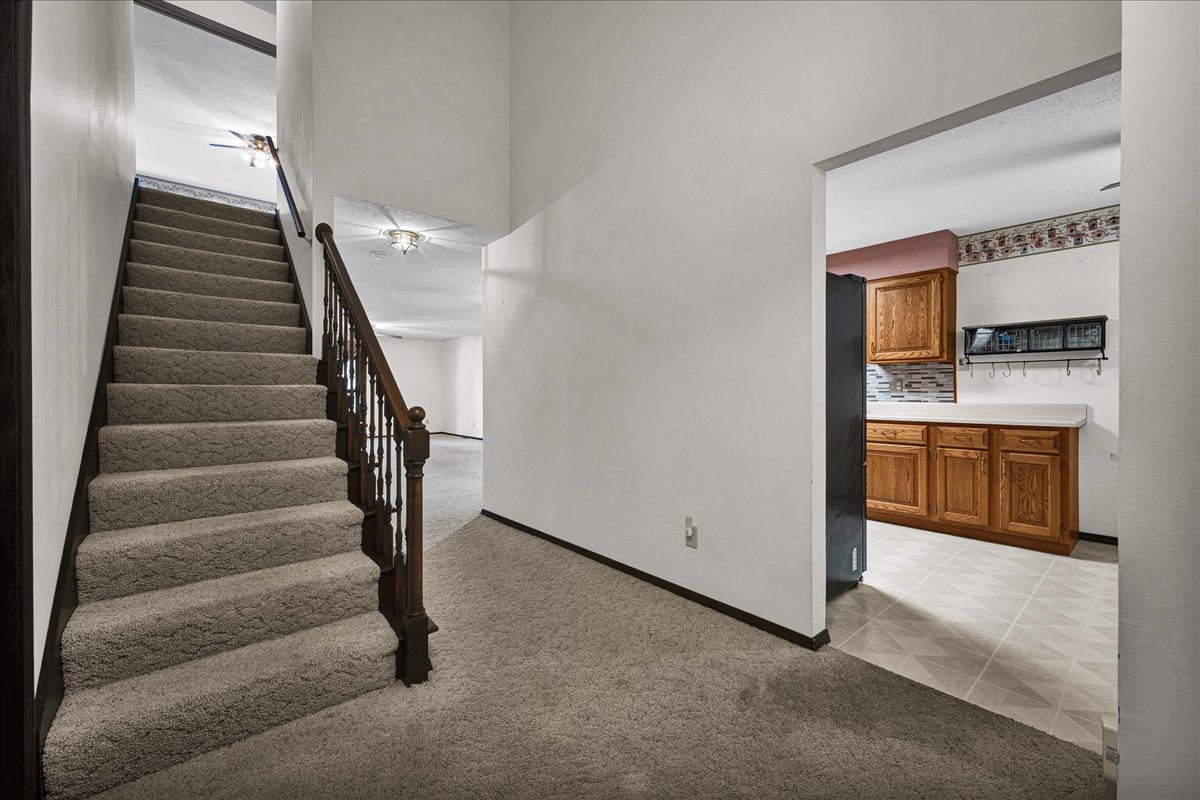 1509 Fort Jesse Road, Unit 13 Normal, IL 61761 - Photo 3 of 30 a view of entryway and hall