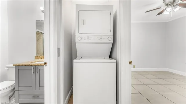 $1,600 | 5288 Treetops Drive, Unit I106, Naples, FL 34113