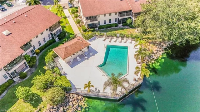 $1,600 | 5288 Treetops Drive, Unit I106, Naples, FL 34113