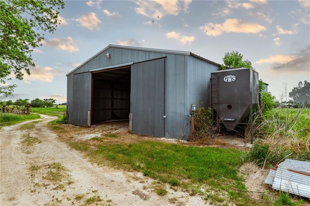 29040 Bethel Church Road Paola, KS 66071 - Photo 10 of 37