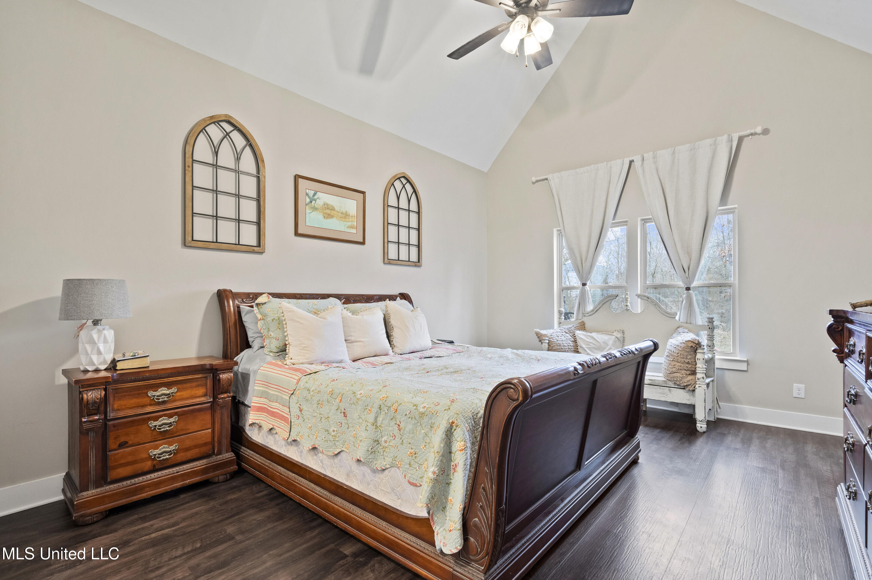 1134 Sandy Betts Road Nesbit, MS 38651 - Photo 11 of 30 Primary Bedroom