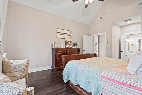 $449,900 | 1134 Sandy Betts Road, Nesbit, MS 38651