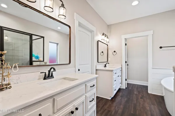 $449,900 | 1134 Sandy Betts Road, Nesbit, MS 38651