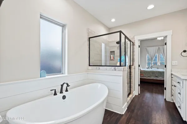 $449,900 | 1134 Sandy Betts Road, Nesbit, MS 38651