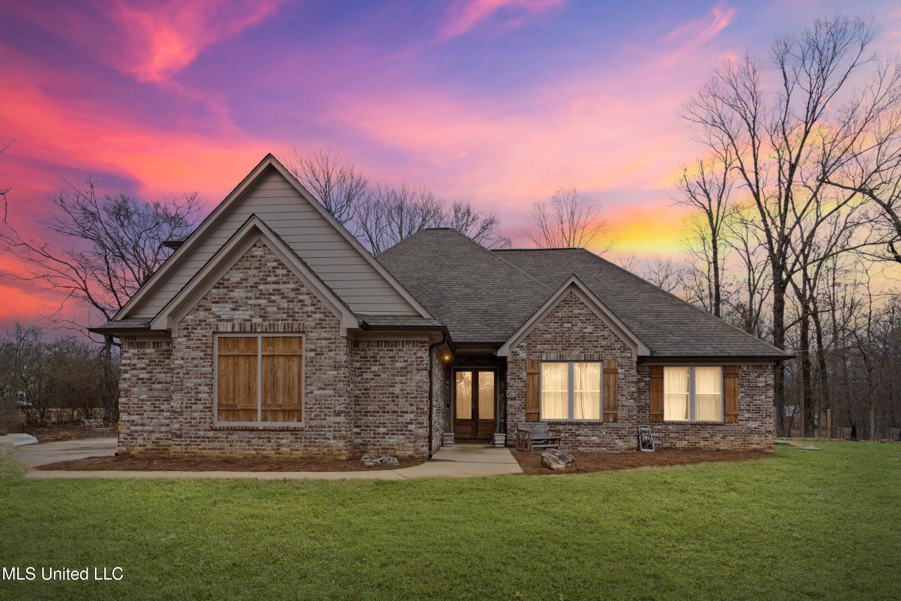 1134 Sandy Betts Road Nesbit, MS 38651 - Photo 2 of 30 Front Twilight