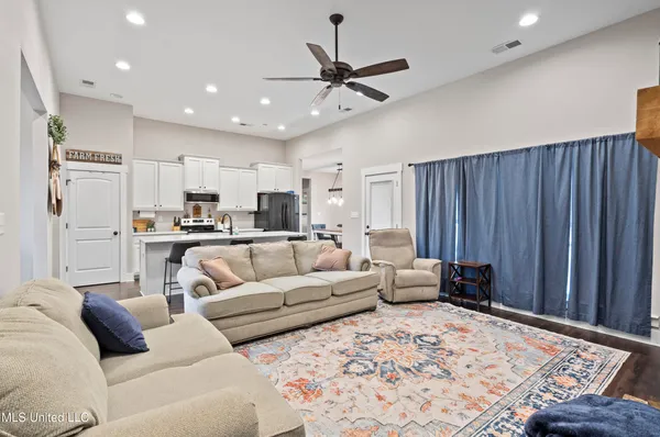 $449,900 | 1134 Sandy Betts Road, Nesbit, MS 38651