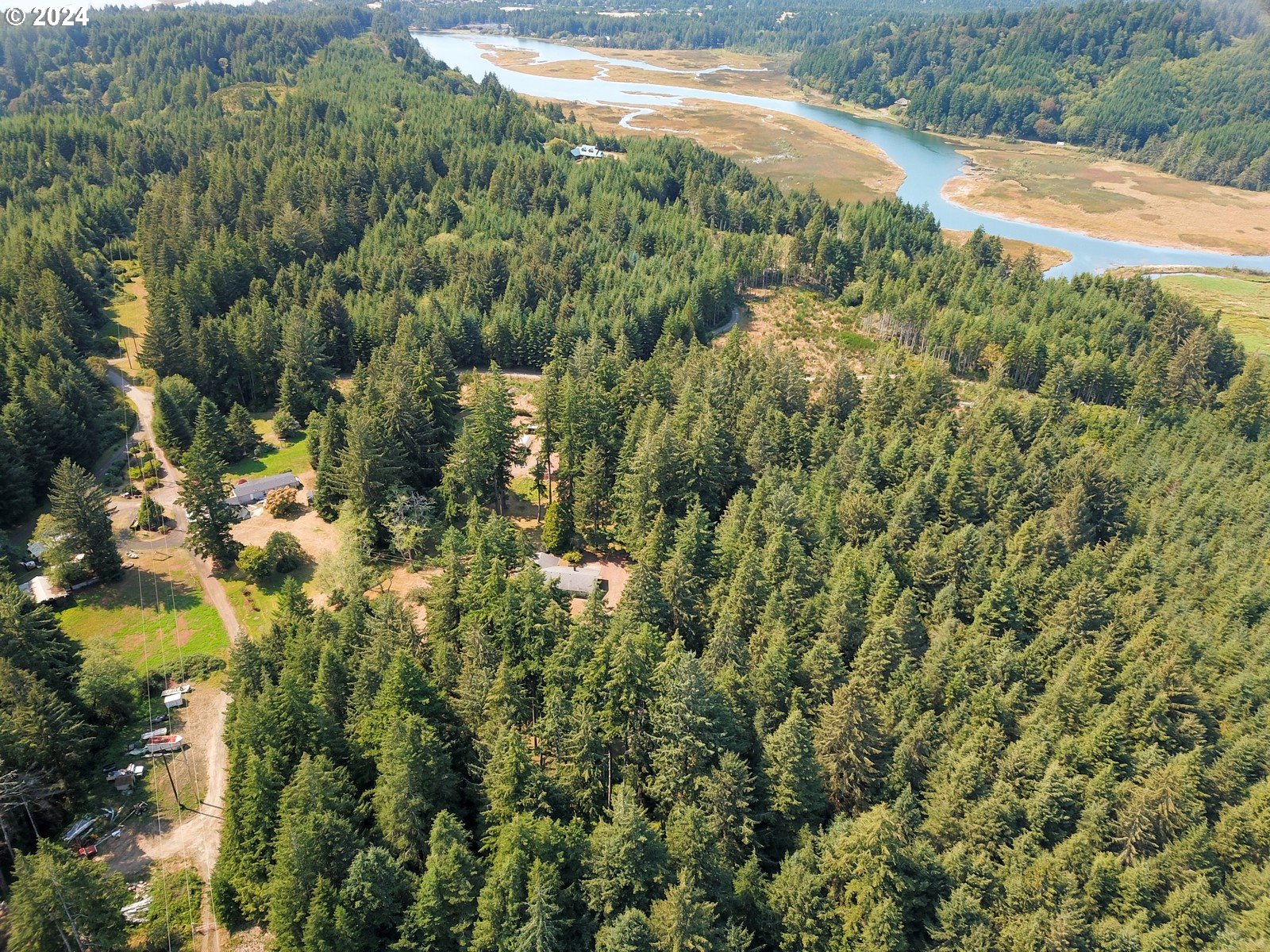 86631 Rose Hill Road Florence, OR 97439 - Photo 31 of 37 Gallery Image 31