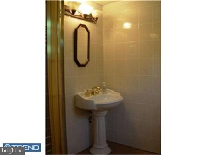 10 Harvard Road Atco, NJ 08004 - Photo 6 of 9 Bathroom