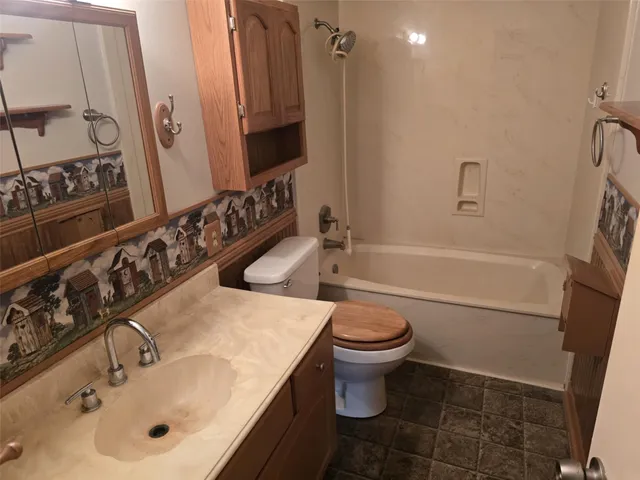 $159,900 | 26401 Darkwood Court, Oakhurst, TX 77359