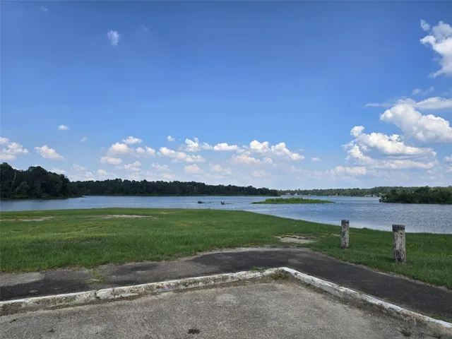 $159,900 | 26401 Darkwood Court, Oakhurst, TX 77359