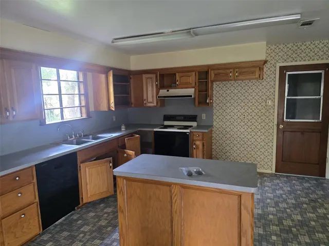 $159,900 | 26401 Darkwood Court, Oakhurst, TX 77359