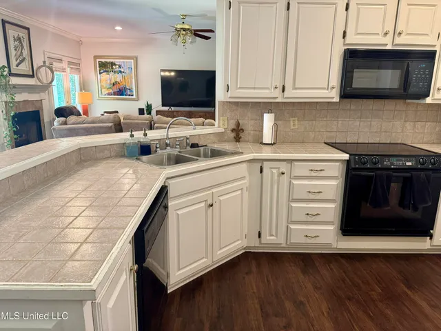 $390,000 | 13 Sara Lane, Natchez, MS 39120