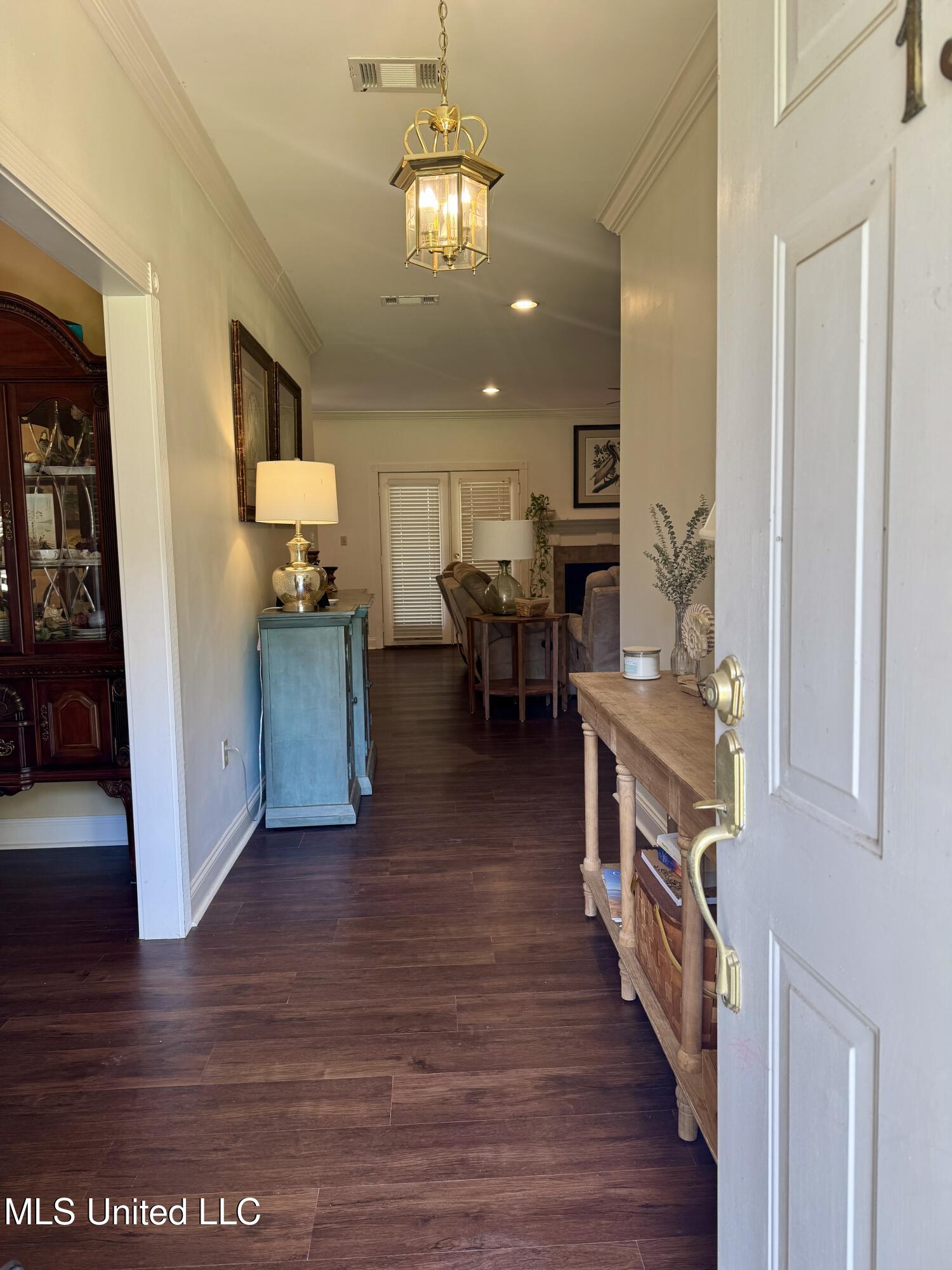 13 Sara Lane Natchez, MS 39120 - Photo 3 of 47 IMG_3270