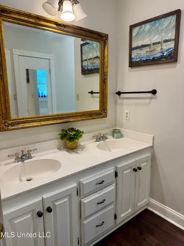 $390,000 | 13 Sara Lane, Natchez, MS 39120