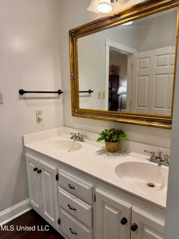 $390,000 | 13 Sara Lane, Natchez, MS 39120