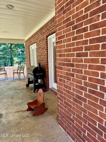 $390,000 | 13 Sara Lane, Natchez, MS 39120