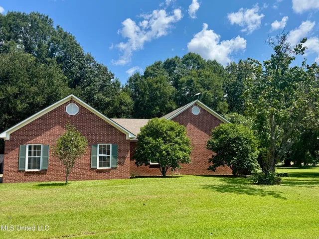 $390,000 | 13 Sara Lane, Natchez, MS 39120
